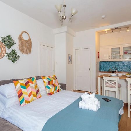 Appartamento Warm 1Bed Flat Leith Walk Edimburgo Esterno foto