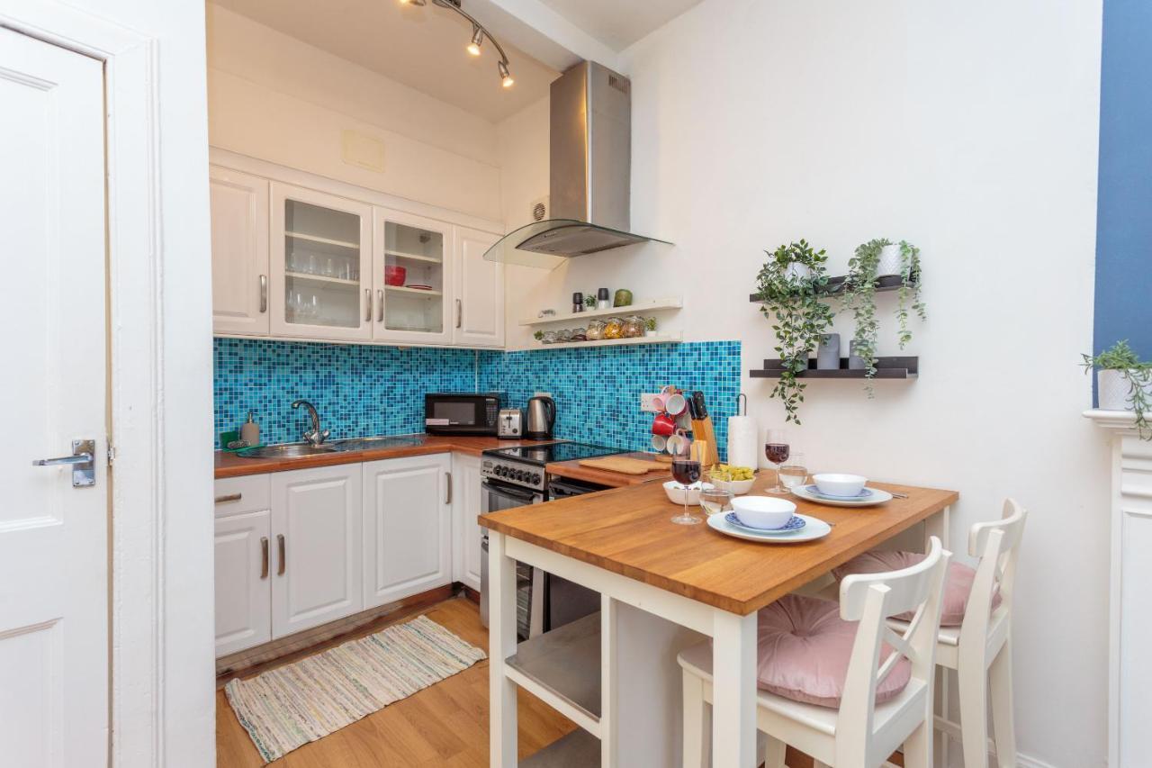 Appartamento Warm 1Bed Flat Leith Walk Edimburgo Esterno foto