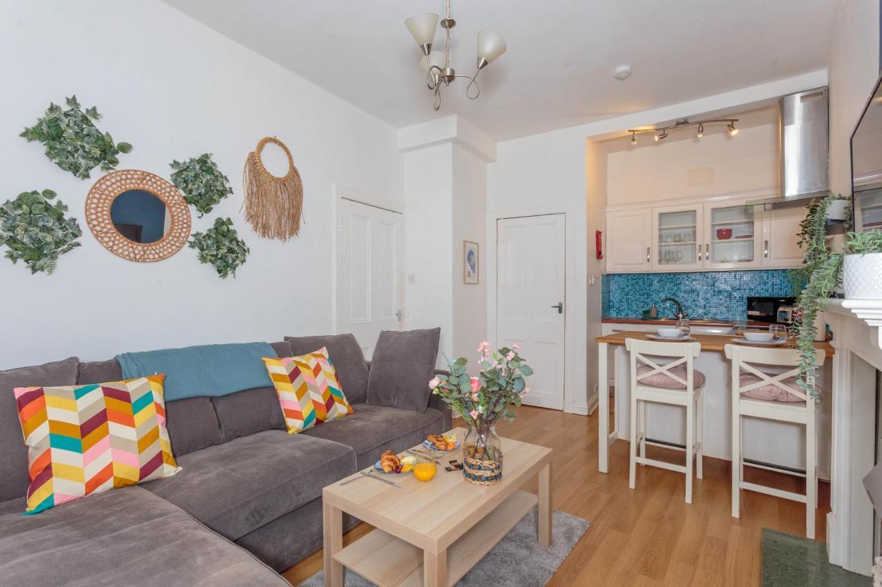 Appartamento Warm 1Bed Flat Leith Walk Edimburgo Esterno foto