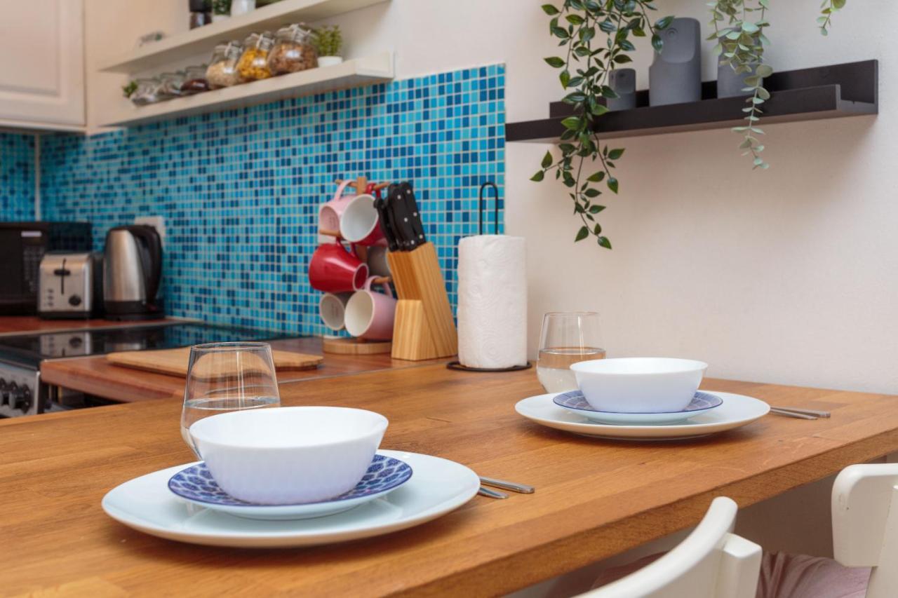 Appartamento Warm 1Bed Flat Leith Walk Edimburgo Esterno foto