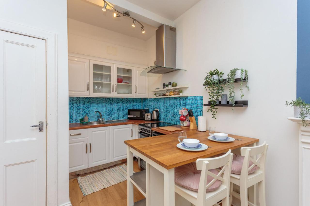 Appartamento Warm 1Bed Flat Leith Walk Edimburgo Esterno foto